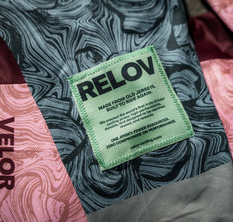 RELOV eco-responsible cycling jersey made from molecularly recycled polyester - green innovation by VELOR