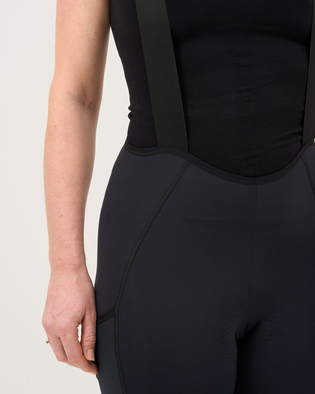 Women - Cargo Bib Shorts - Velor-cycling
